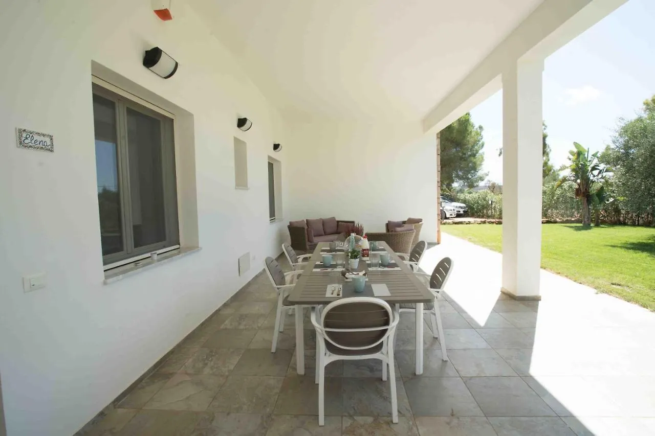 Holiday home Pietre Rosse Sicule - Case Vacanze Elena E Marta Montevago